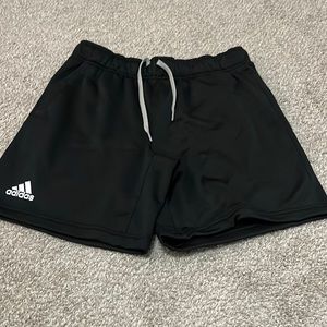 NWT Adidas men’s team short in black size large